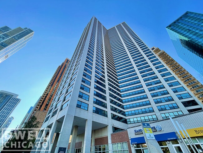 Photo - 1150 S Michigan Ave Unit 1