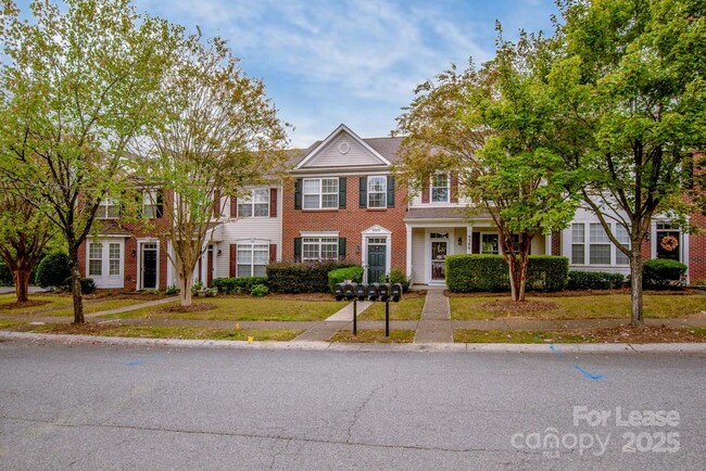 Photo - 9366 Greenheather Dr