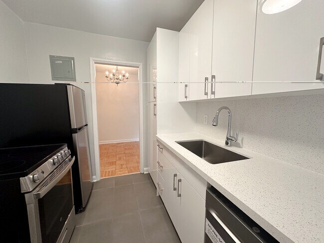 Montgomery Apartments