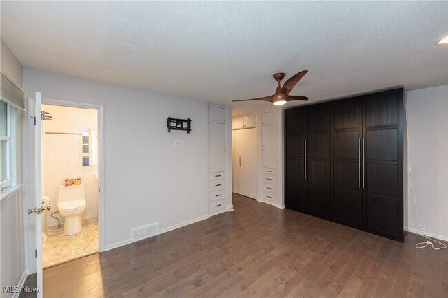 Photo - 2500 Deborah Dr