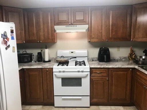 Building Photo - Spacious 3-Bedroom Duplex in Spring Valley