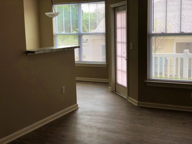 Photo - Whitehall Crossing