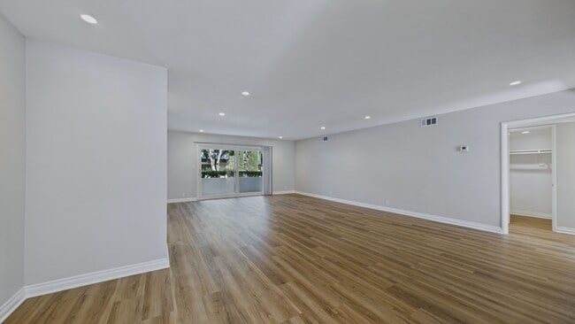 420 Fairview Ave