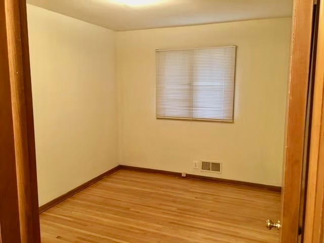 Bedroom 1 - 4206 Valley View Rd