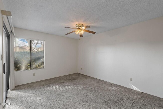 Photo - 5909 Sunny Palms Ave