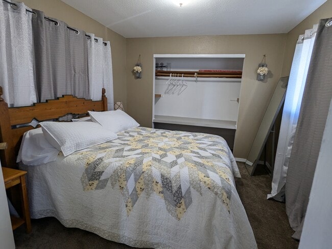 Photo - 8483 N W Lone Pine Rd