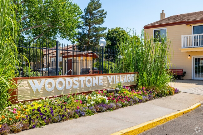 Building Photo - Woodstone Village Rental