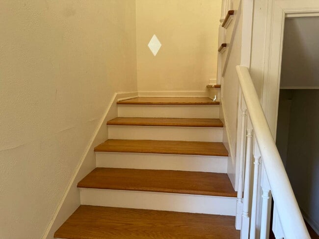 Photo - Beautiful two bedroom/1 bathroom with Original Details