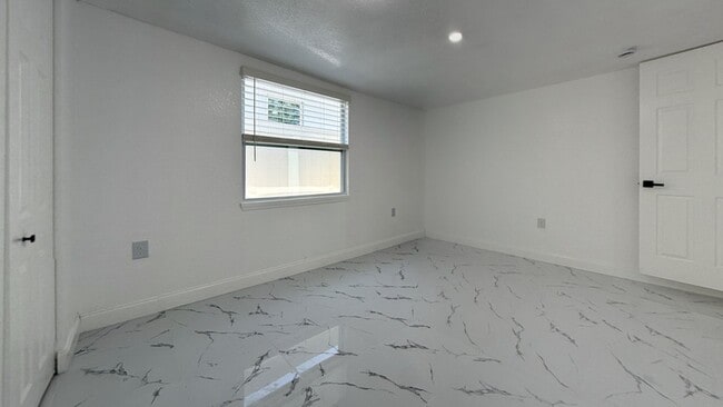 Photo - 2712 60th Ave N