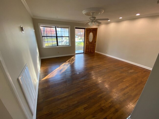 Photo - 1223 Church Ave SE