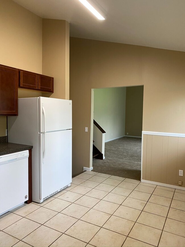 Photo - 4494 Burkey Rd