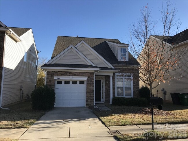 Building Photo - 9040 Holland Park Ln