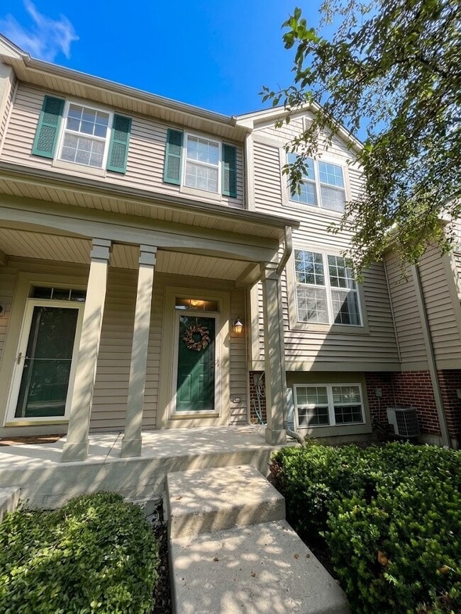 Building Photo - 1064 Chadwick Dr