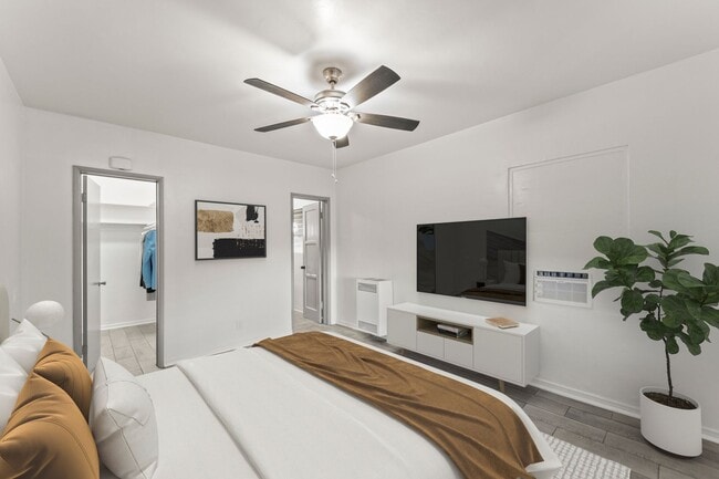 Photo - 10639 Fitzroy Ave Unidad D