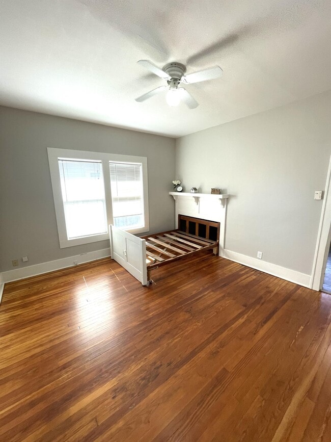 Photo - 313 N Walnut St