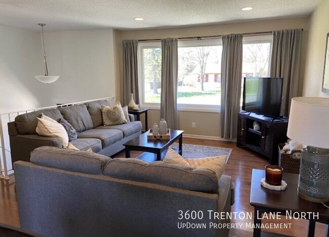 Photo - 3600 Trenton Ln N
