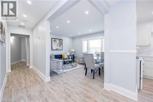 Photo - 35 Hartzel Rd