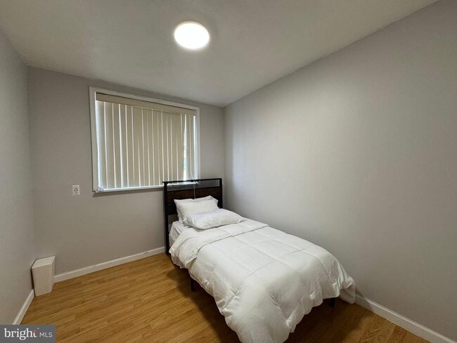 Photo - 2726 S 8th St