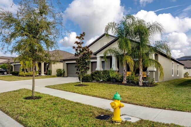 Photo - 16654 Carlton Pond St