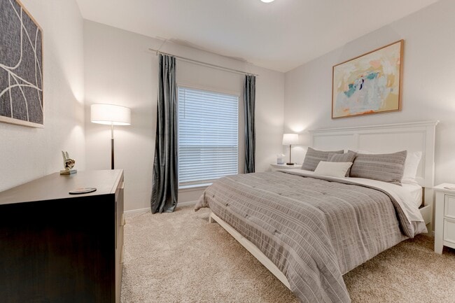 Photo - 3703 McCleland Crk Trl