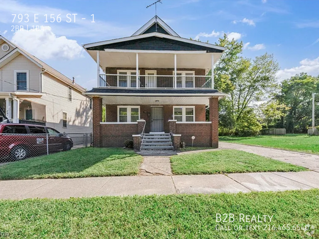 Building Photo - Spacious Two-Bedroom Unit 1 Rental