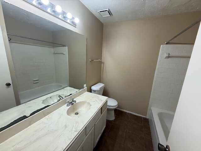 Photo - 2402 Autumn Springs Ln