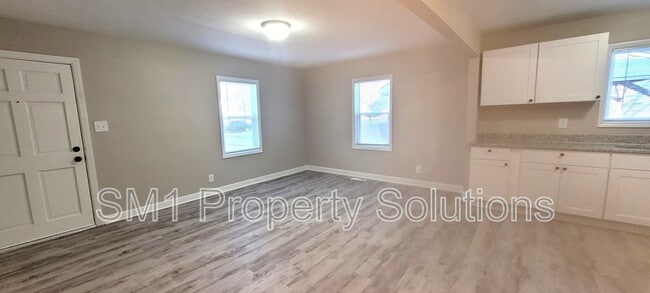 Photo - 2404 Williams Ave