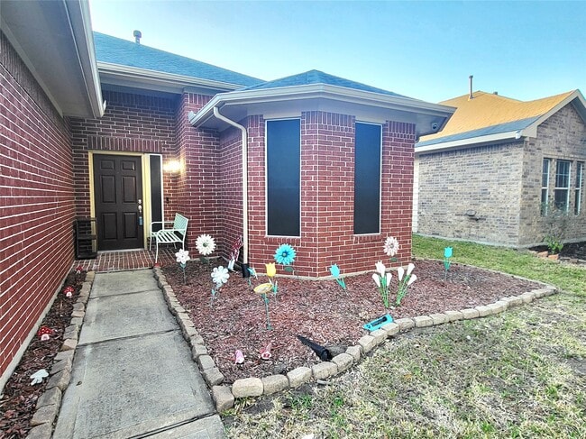 Photo - 7334 Jacobs Well Dr