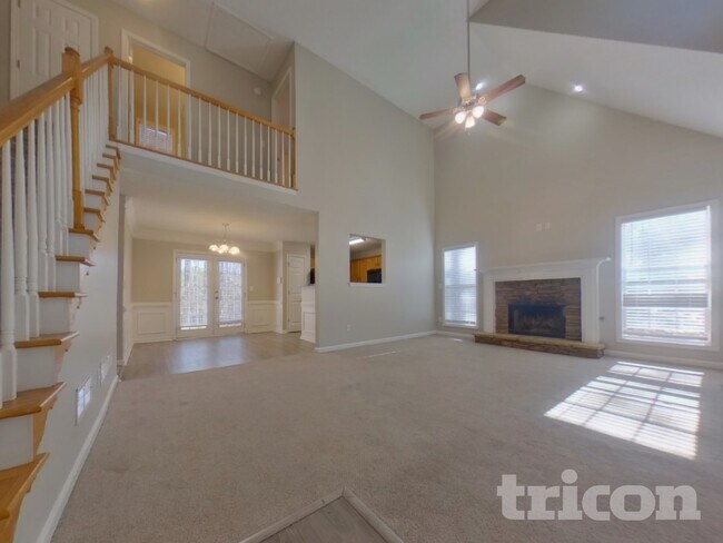 Photo - 129 Avery Way