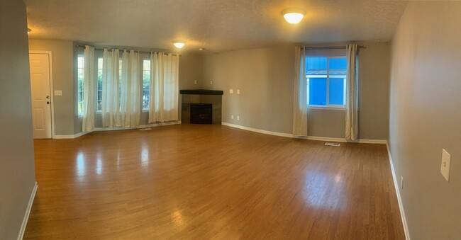 $2,600 - St Johns Three Bedrooms, Two and ... - $2,600 - St Johns Three Bedrooms, Two and ... Casa