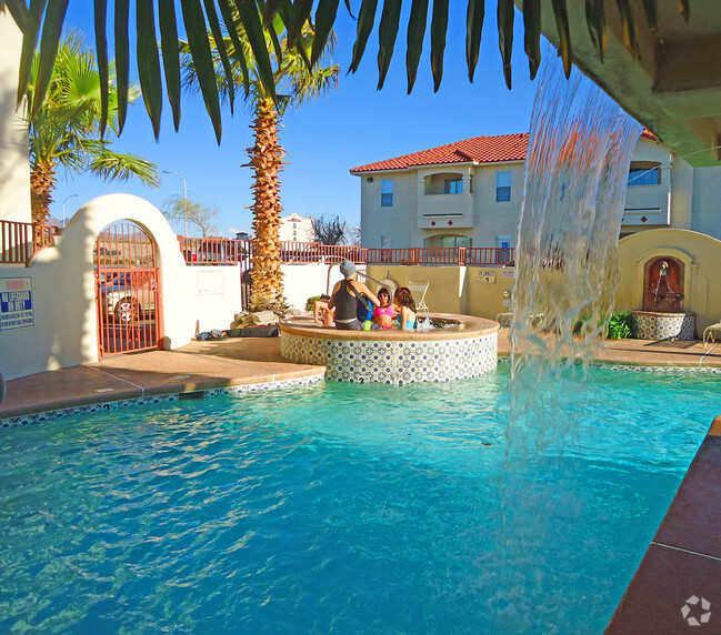 Waterfall - Pavilions At University Rental