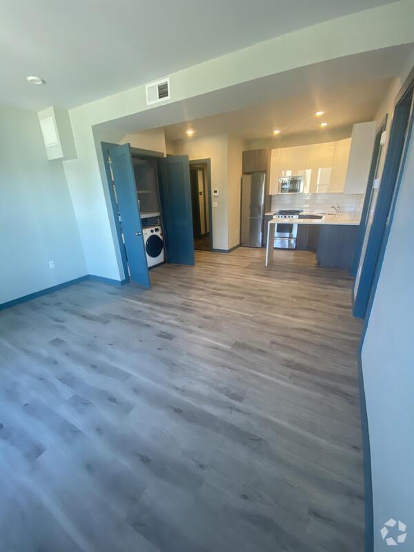 Building Photo - 1258 Massachusetts Ave Rental