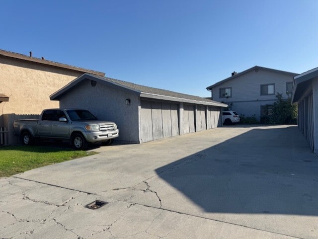 Building Photo - 5542 Orange Ave Unit E