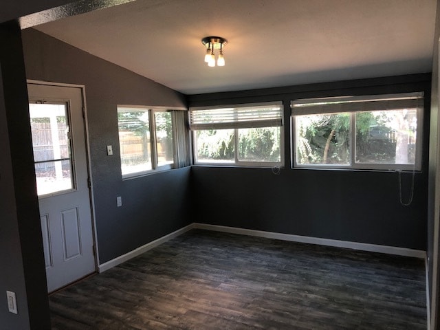 Building Photo - 3225 S. Elm St. Rental