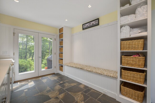 Photo - 268 Under Mountain Rd