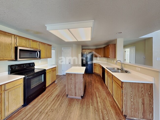 Photo - 11393 Gray St