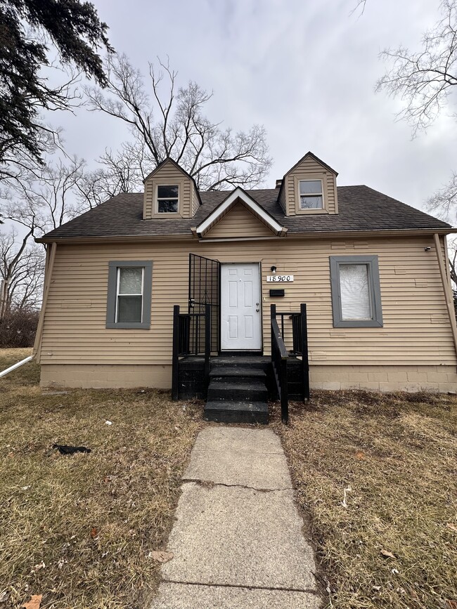 Photo - 18900 Pierson St House