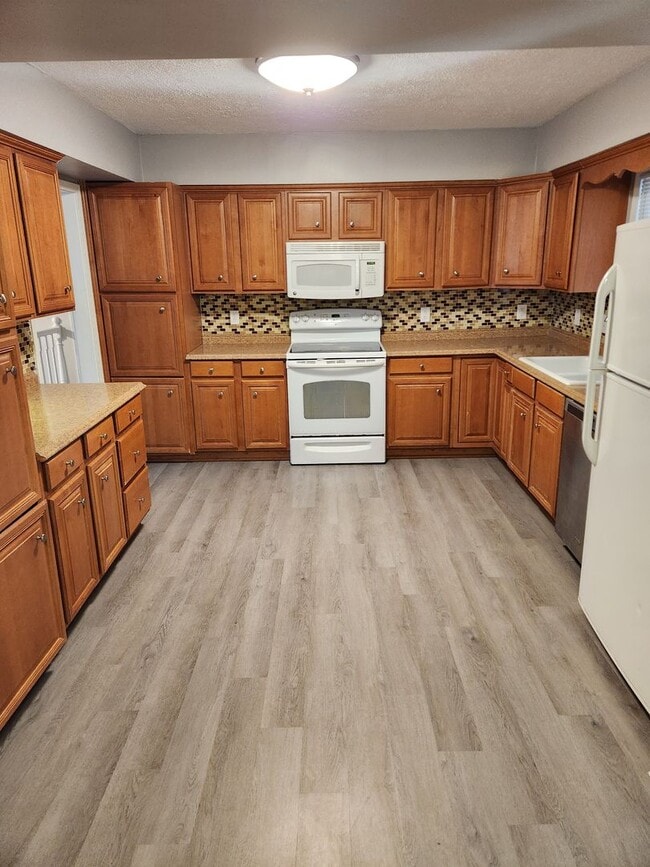 Photo - Westgate / Dist 66 Gem