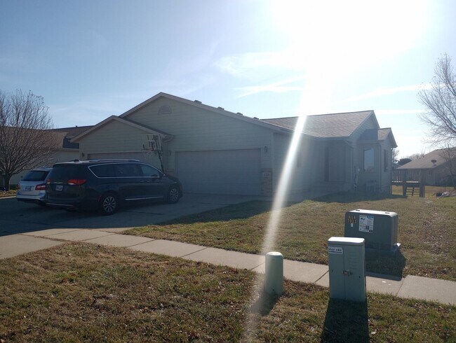 Photo - Three bedroom two bathroom twin home