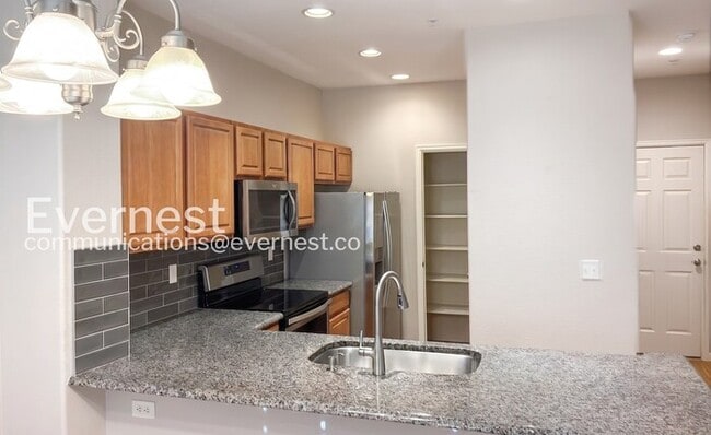 Photo - 2851 Kansas Dr