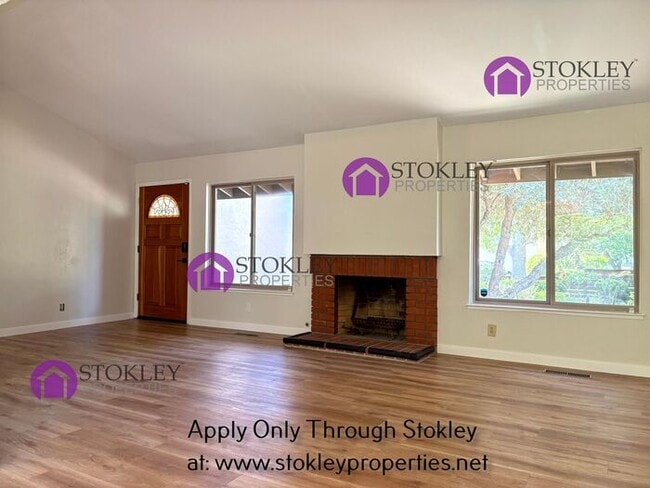 Photo - 622 Sutton Ct