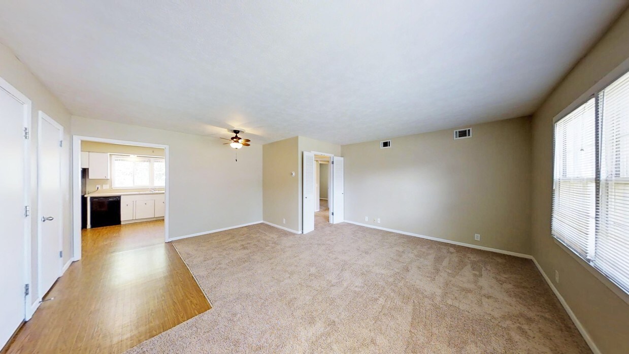 Photo - Pacific Gardens Apartments