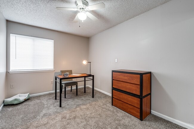 Photo - Vibe on Riverside