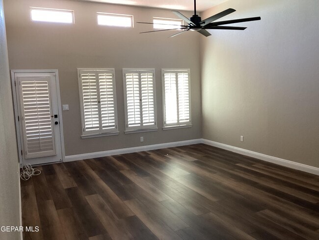 Photo - 106 Bernice Pl