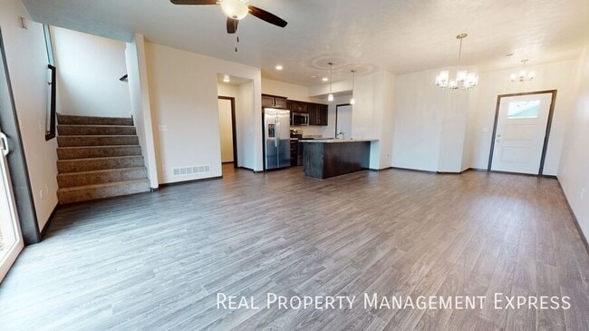 Photo - 4615 E Leubecher Pl
