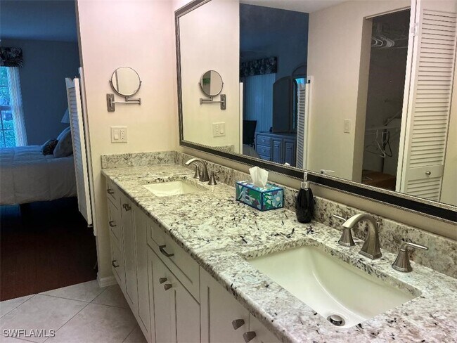 Photo - 853 Tanbark Dr Unit 203