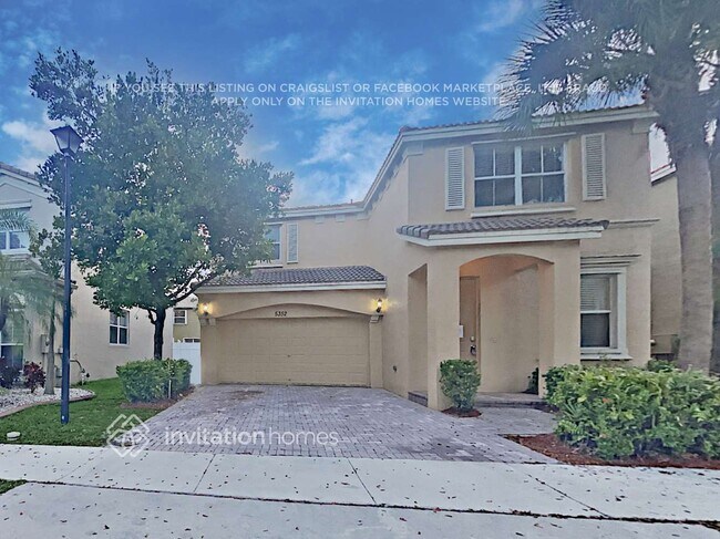 Photo - 5352 SW 155th Ave Casa