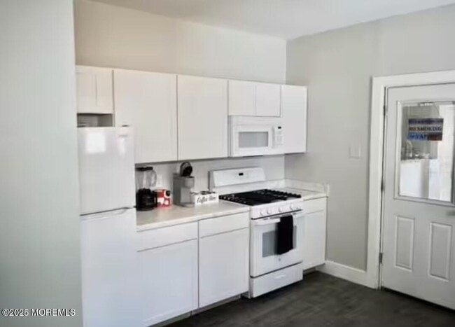 Photo - 1608 Summerfield Ave