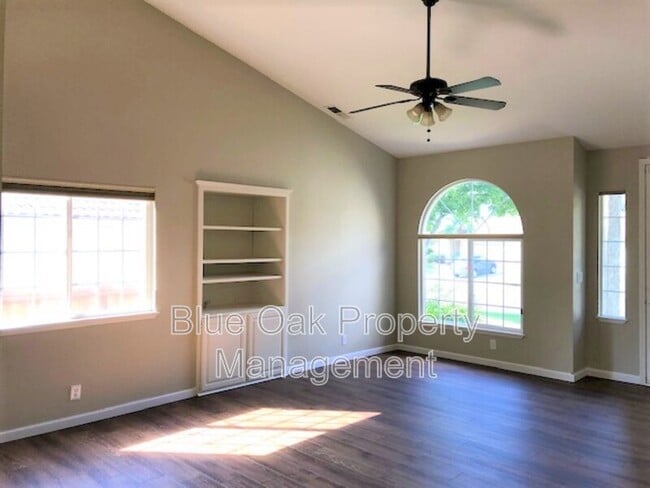 Photo - 2158 Robailey Dr