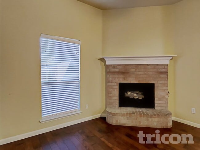 1205 Rio Vista Dr